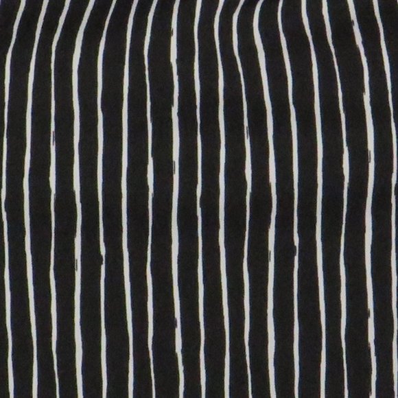 Croft & Barrow* Women's Long Tab Sleeve Button Down Curved Hem Blouse~ Size‎ XL - Picture 10 of 10